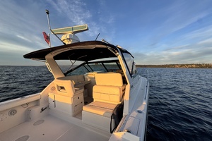 31ft Tiara Yachts Yacht For Sale
