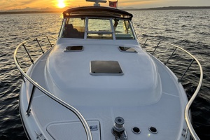 31ft Tiara Yachts Yacht For Sale