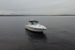 31ft Tiara Yachts Yacht For Sale
