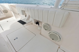 T T BURNIN DAYLIGHT 40ft Intrepid Yacht For Sale