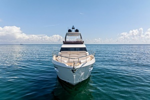 LENDAVA Worth Avenue Yachts