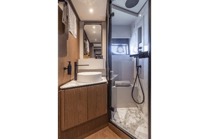 LENDAVA 58ft Ferretti Yachts Yacht For Sale