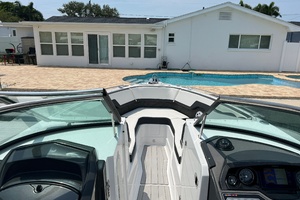 27ft Monterey Yacht For Sale
