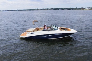 22ft Sea Ray Yacht For Sale