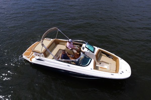 22ft Sea Ray Yacht For Sale