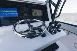 Black Magic 37ft SeaHunter Yacht For Sale