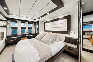 UNICO 86ft Azimut Yacht For Sale
