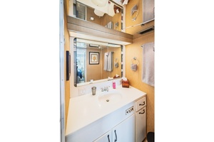 About Time 70ft Hatteras Yacht For Sale