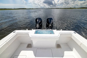 33ft Front Runner Yacht For Sale