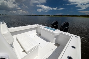 33ft Front Runner Yacht For Sale