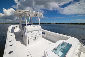 33ft Front Runner Yacht For Sale