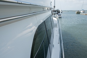 56ft Carver Yacht For Sale