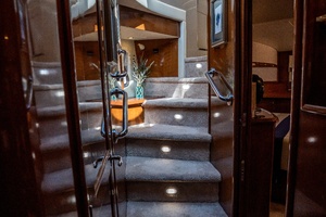 56ft Carver Yacht For Sale