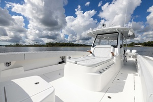 No Vacancy 43ft Front Runner Yacht For Sale