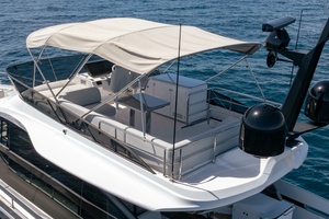 70FT (21.34M) AZIMUT