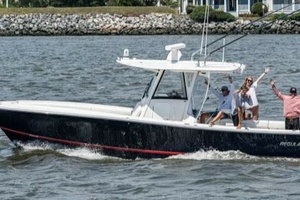 Hooked 31ft Regulator Yacht For Sale