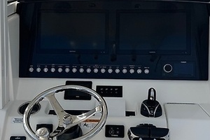 Hooked 31ft Regulator Yacht For Sale