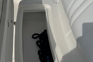 Hooked 31ft Regulator Yacht For Sale