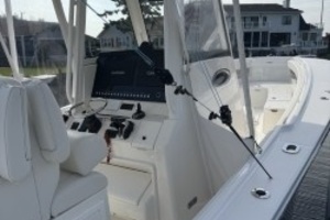 Hooked 31ft Regulator Yacht For Sale