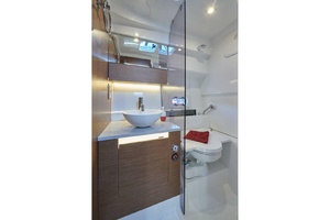 35ft Jeanneau Yacht For Sale