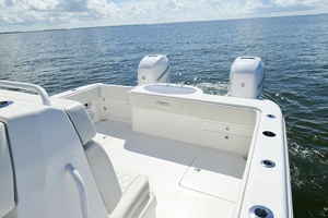 33FT (10.34M) INVINCIBLE