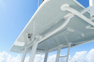 33FT (10.34M) INVINCIBLE