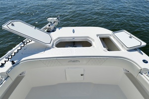 33FT (10.34M) INVINCIBLE