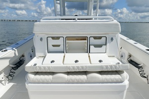 33FT (10.34M) INVINCIBLE
