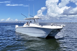 33FT (10.34M) INVINCIBLE yacht for sale
