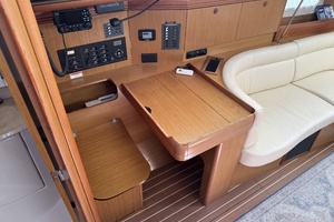 Schmitten 42ft Jeanneau Yacht For Sale