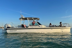 MONOCLE 29ft Axopar Yacht For Sale