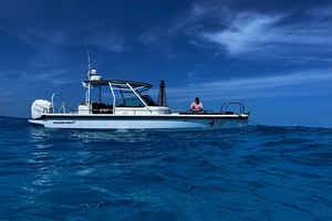 MONOCLE 29ft Axopar Yacht For Sale