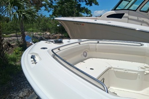 23ft Boston Whaler Yacht For Sale