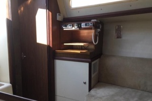 27ft Hunter Yacht For Sale