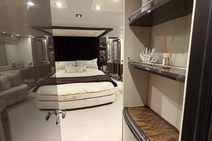 Master Suite 1
