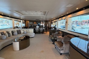 Main Saloon 5