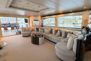 Main Saloon 8