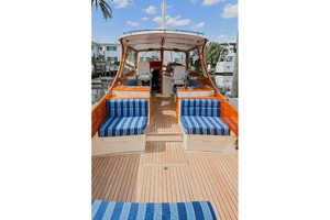 Joan s LiL Rondevous 37ft Hinckley Yacht For Sale