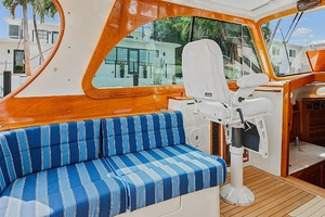Joan s LiL Rondevous 37ft Hinckley Yacht For Sale
