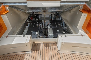 Joan s LiL Rondevous 37ft Hinckley Yacht For Sale