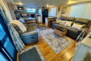 Parotte Head 50ft Gibson Yacht For Sale