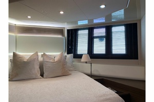 60FT (18.29M) AZIMUT