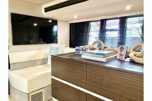 60FT (18.29M) AZIMUT