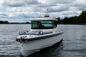 28ft Axopar Yacht For Sale