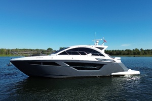 49FT (15.06M) CRUISERS YACHTS