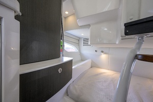 40ft Intrepid Yacht For Sale