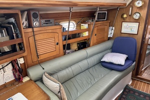 Flying Dutchman 40ft Catalina Yacht For Sale