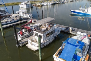 Bonjour 31ft Camano Yacht For Sale