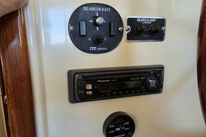 Bonjour 31ft Camano Yacht For Sale