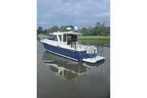 MARGARET ADELE 32ft Cutwater Yacht For Sale